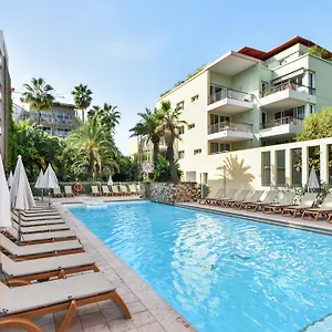 4* Aparthotel Pierre & Vacances Premium Port Prestige