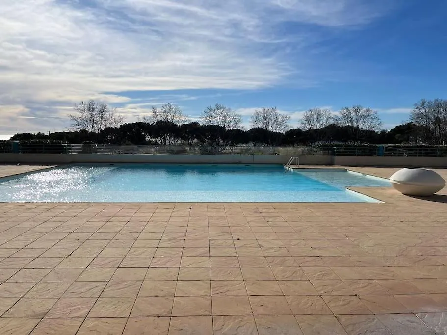 F2 Cozy Vue Mer, Piscine, Parking, Tout A Pied ! Antibes 0*,