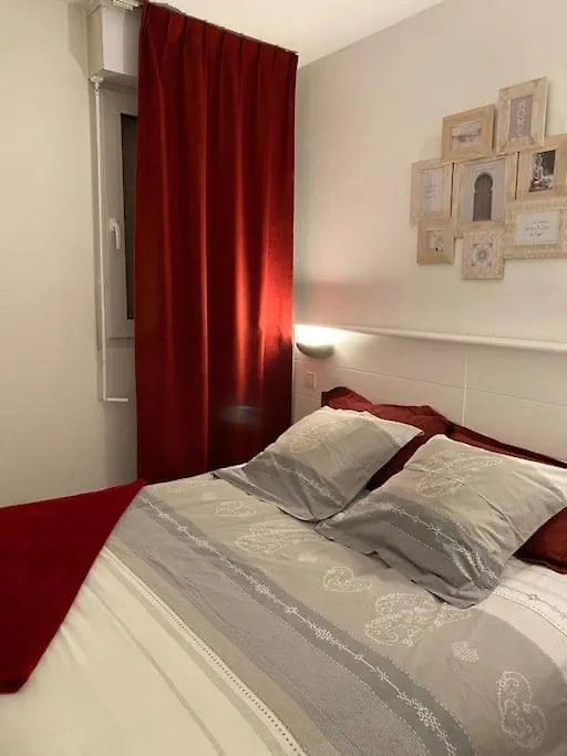 Apartment F2 Cozy Vue Mer, Piscine, Parking, Tout A Pied ! Antibes France