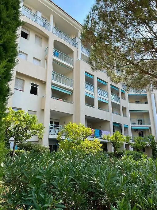F2 Cozy Vue Mer, Piscine, Parking, Tout A Pied ! Antibes Apartment