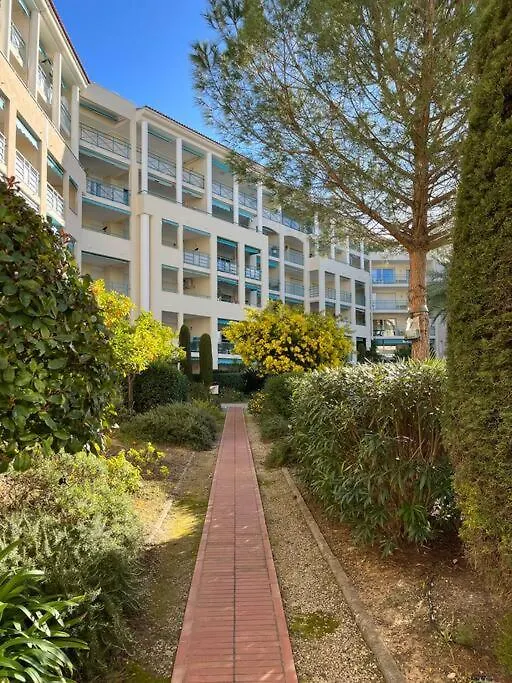 F2 Cozy Vue Mer, Piscine, Parking, Tout A Pied ! Antibes