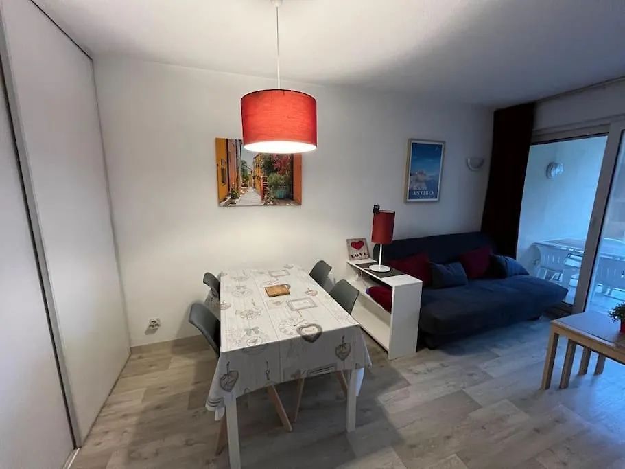 F2 Cozy Vue Mer, Piscine, Parking, Tout A Pied ! Antibes Apartment