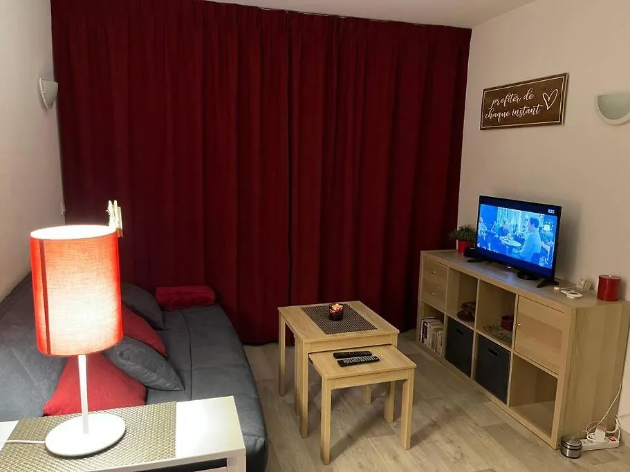 Apartment F2 Cozy Vue Mer, Piscine, Parking, Tout A Pied ! Antibes France